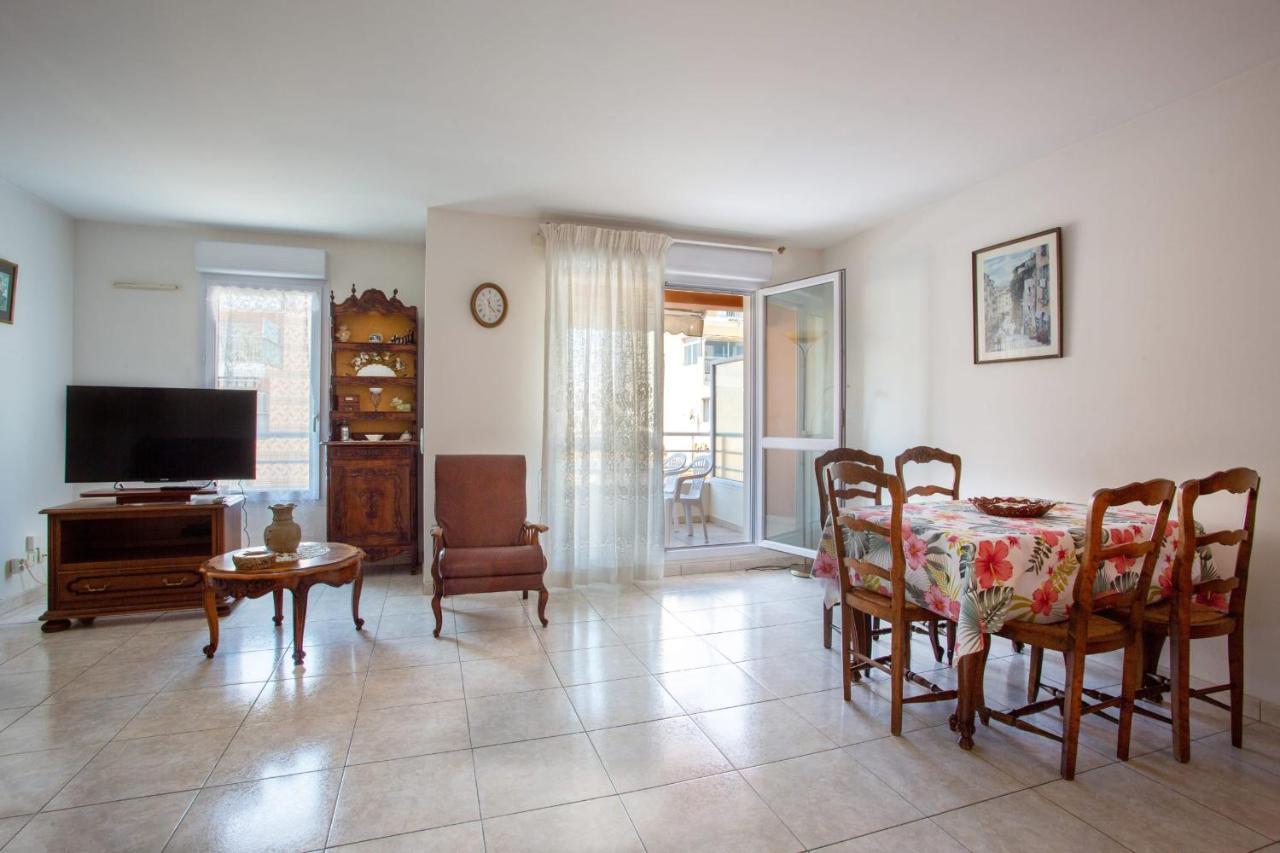 Apartment With Sea View With Two Bedrooms ニース エクステリア 写真